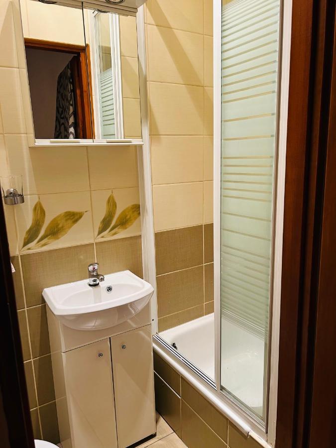 Kr Apartamenty Krakau Exterior foto